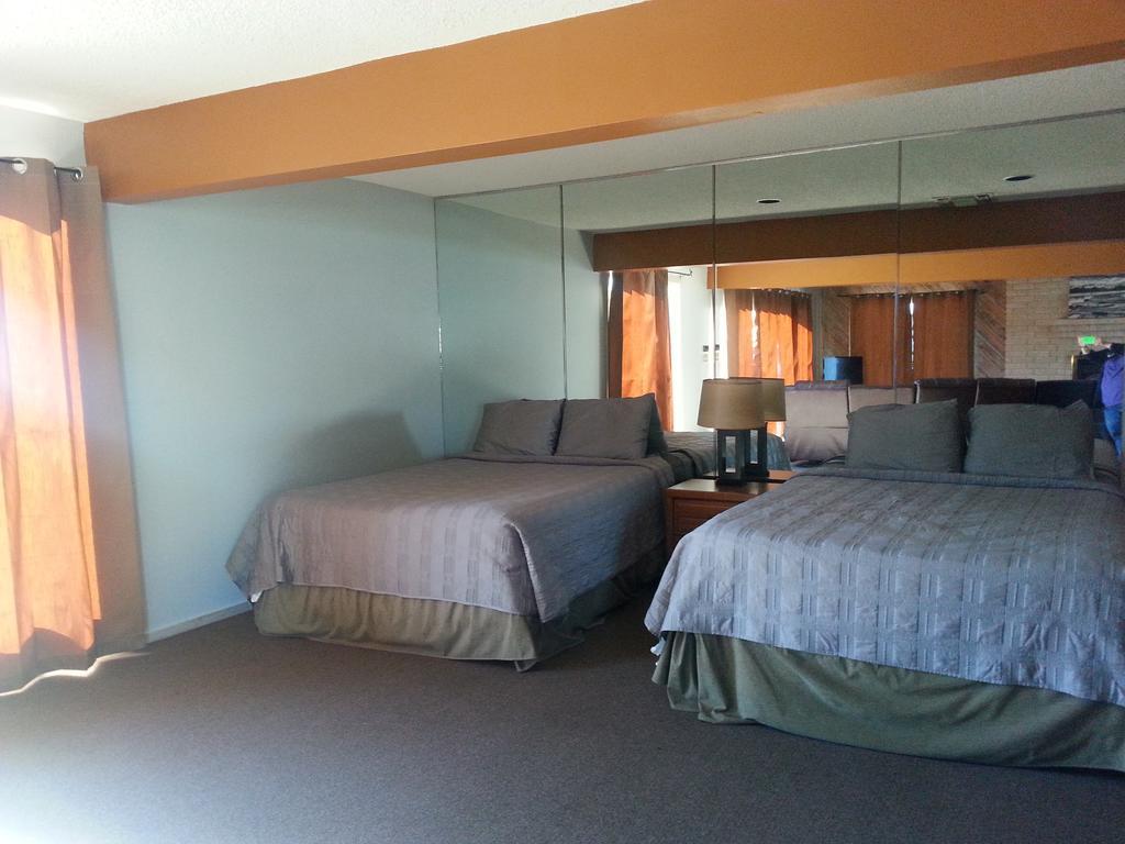 Lodge At Turkey Cove بحيرة كانيون الغرفة الصورة